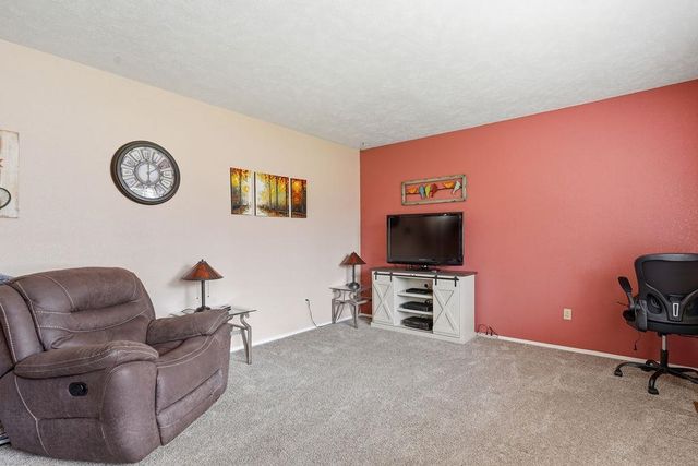 2925 S Skipworth Rd, Spokane Valley, WA 99206