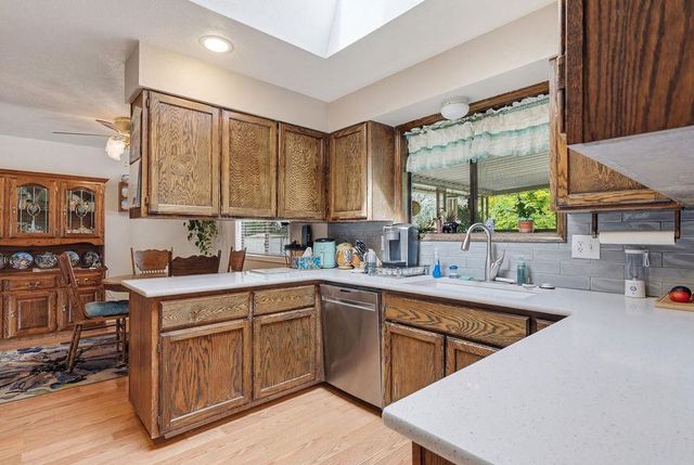 2925 S Skipworth Rd, Spokane Valley, WA 99206