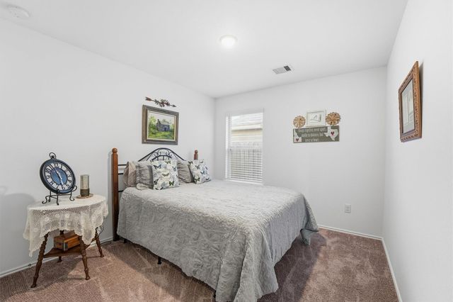 4535 Pinehurst Trace Drive, Pinehurst, TX 77362