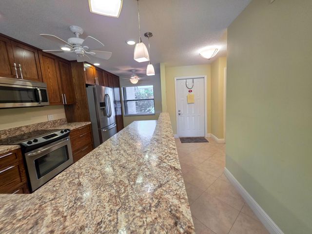 7892 Willow Spring Circle N 1511, Boynton Beach, FL 33436