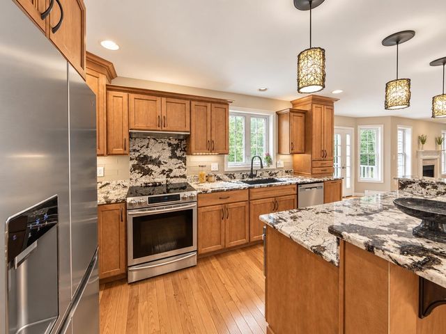 46 Bald Hill Road, Raymond, NH 03077