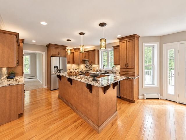 46 Bald Hill Road, Raymond, NH 03077