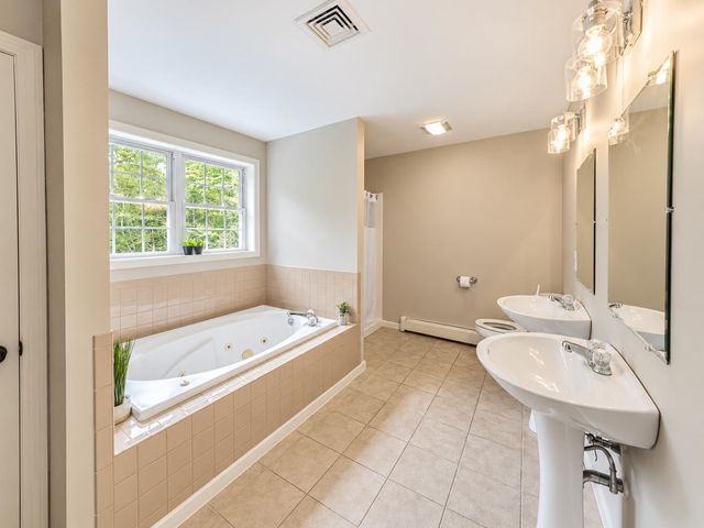46 Bald Hill Road, Raymond, NH 03077