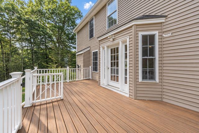 46 Bald Hill Road, Raymond, NH 03077