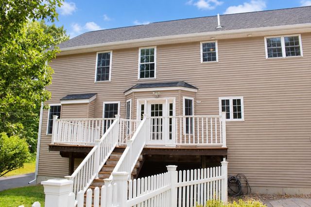 46 Bald Hill Road, Raymond, NH 03077