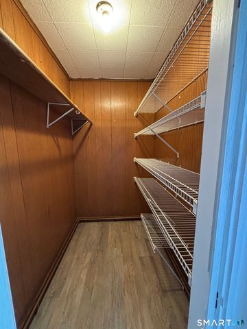 243 Knickerbocker Avenue, Stamford, CT 06907