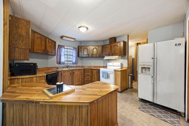 5159 Red Oak Road, Cottageville, SC 29435