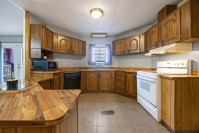 5159 Red Oak Road, Cottageville, SC 29435