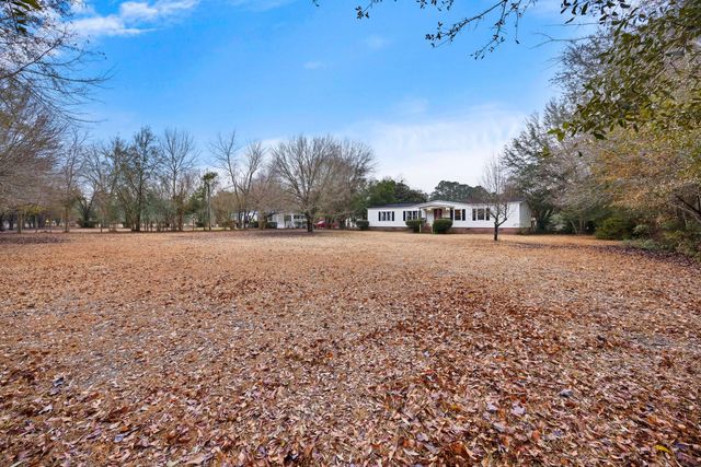 5159 Red Oak Road, Cottageville, SC 29435