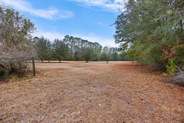 5159 Red Oak Road, Cottageville, SC 29435