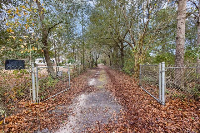 5159 Red Oak Road, Cottageville, SC 29435