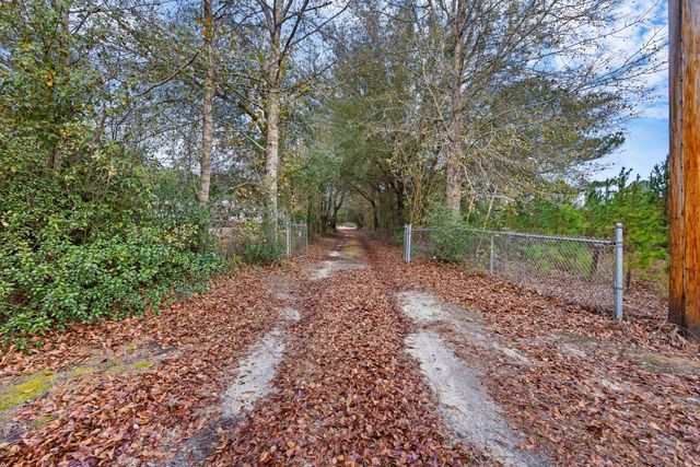 5159 Red Oak Road, Cottageville, SC 29435