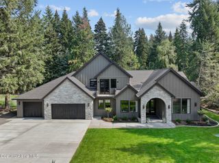 3340 E St James Ave, Hayden, ID 83835