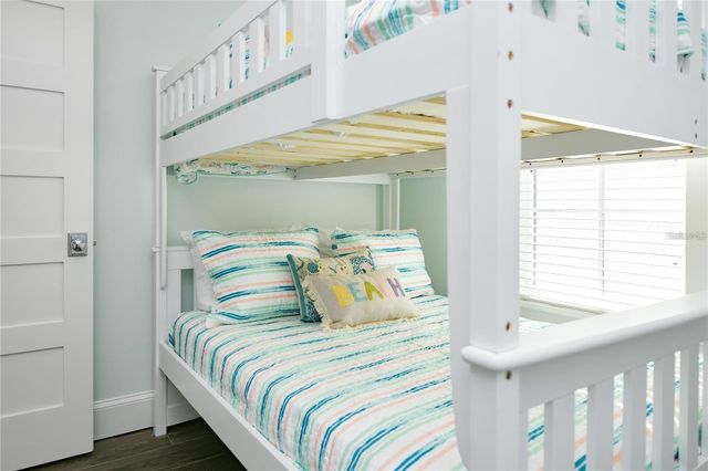 336 AVENIDA DE MAYO, Sarasota, FL 34242