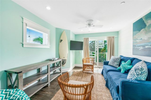 336 AVENIDA DE MAYO, Sarasota, FL 34242