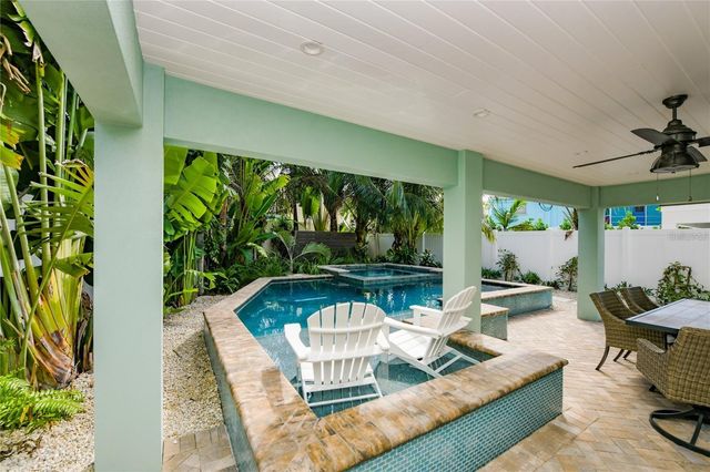 336 AVENIDA DE MAYO, Sarasota, FL 34242