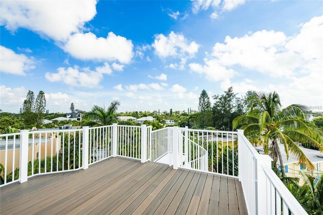 336 AVENIDA DE MAYO, Sarasota, FL 34242