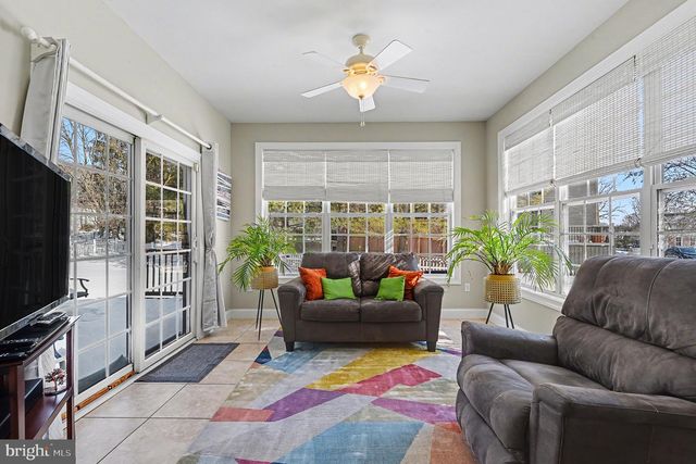 2452 MERCEDES CT, Harrisburg, PA 17112