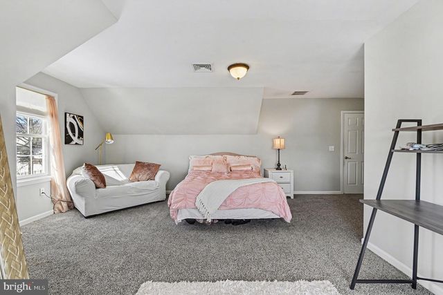 2452 MERCEDES CT, Harrisburg, PA 17112