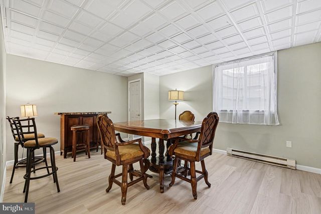 2452 MERCEDES CT, Harrisburg, PA 17112