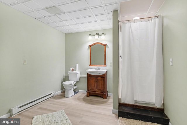 2452 MERCEDES CT, Harrisburg, PA 17112