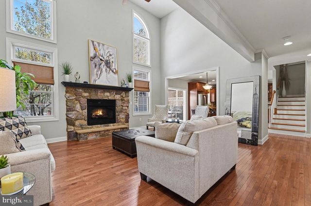 2452 MERCEDES CT, Harrisburg, PA 17112