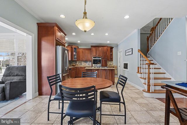 2452 MERCEDES CT, Harrisburg, PA 17112