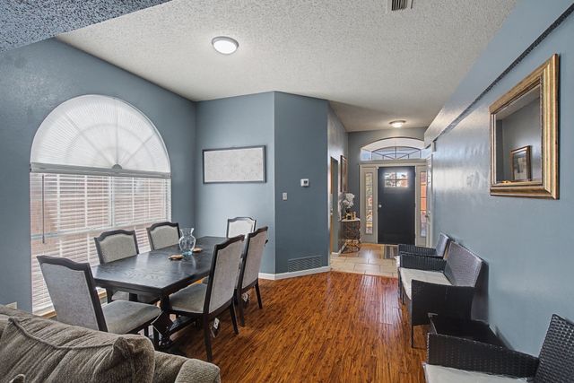 645 Cross Ridge Circle N, Fort Worth, TX 76120