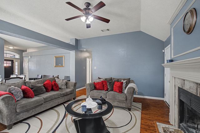 645 Cross Ridge Circle N, Fort Worth, TX 76120