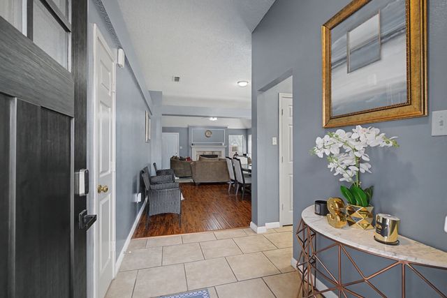 645 Cross Ridge Circle N, Fort Worth, TX 76120