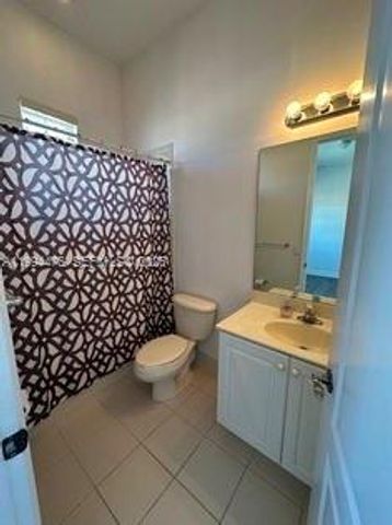 14623 SW 7th St 4-12, Pembroke Pines, FL 33027