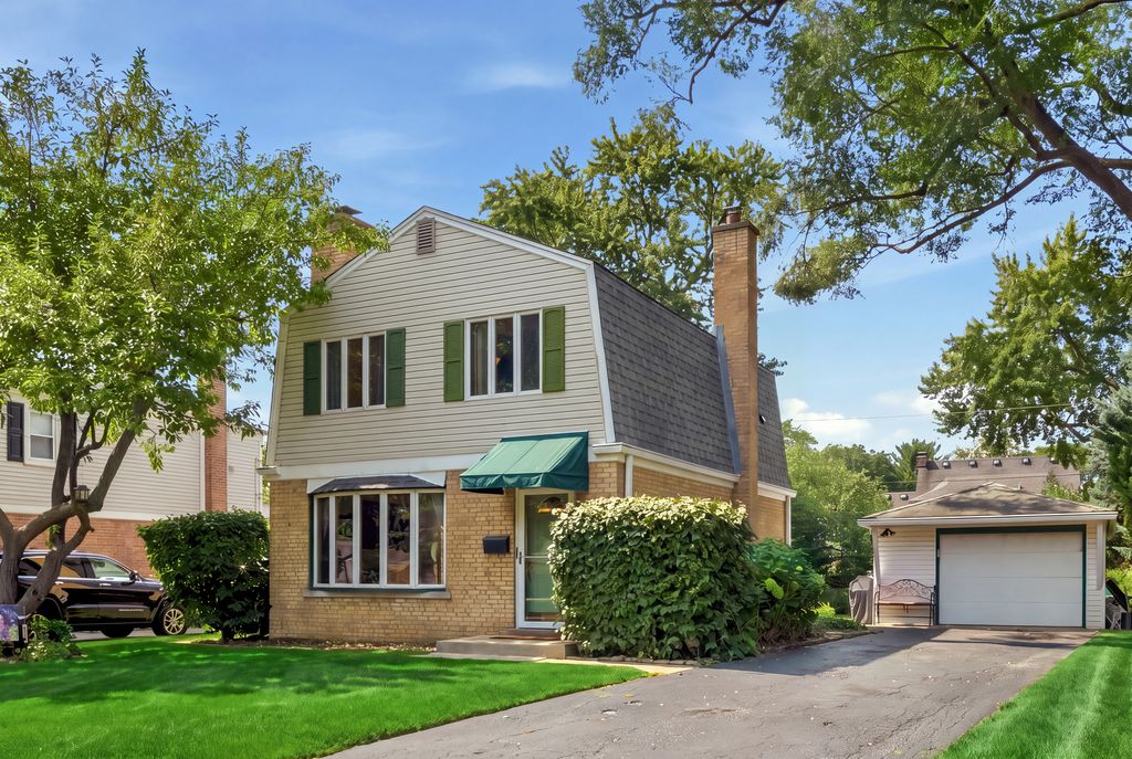 718 S Chestnut Avenue, Arlington Heights, IL 60005
