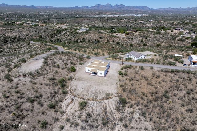 219 Calle Ranaculo, Rio Rico, AZ 85648