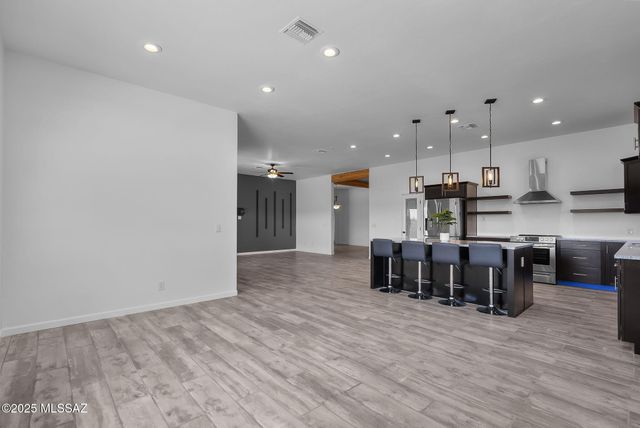 219 Calle Ranaculo, Rio Rico, AZ 85648