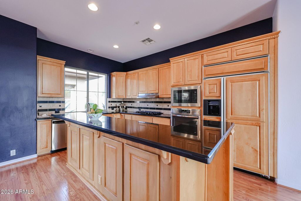 Image 15 of property listing at 7251 E BRISA Drive, Scottsdale, AZ 85266