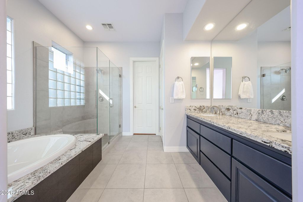 Image 24 of property listing at 7251 E BRISA Drive, Scottsdale, AZ 85266