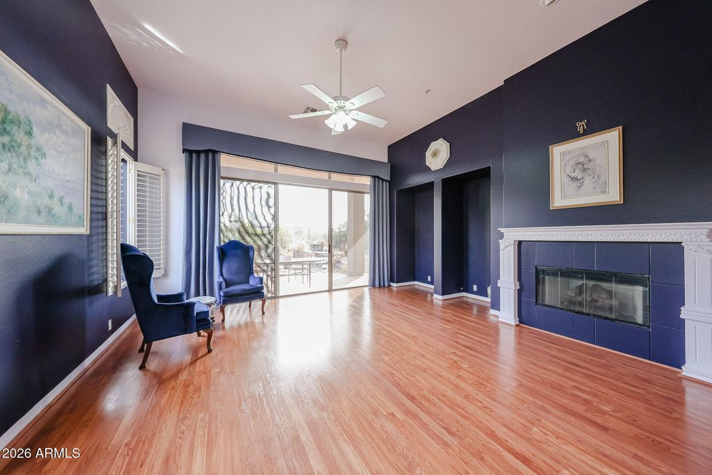 Image 3 of property listing at 7251 E BRISA Drive, Scottsdale, AZ 85266