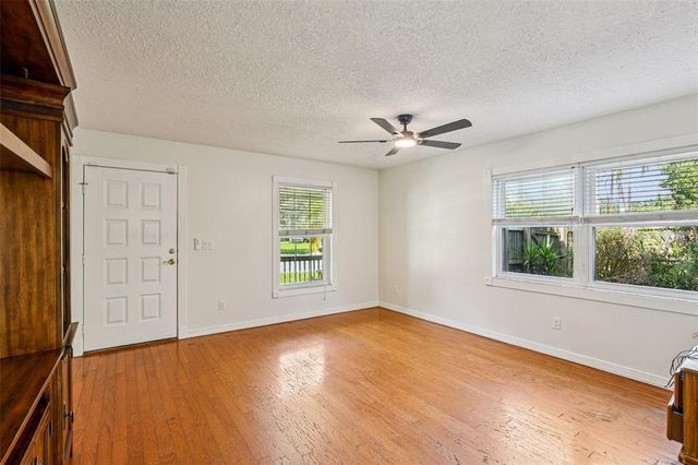 808 FRANKLIN CIRCLE, Palm Harbor, FL 34683