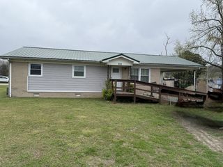 203 N Clydeton Rd, N, Waverly, TN 37185