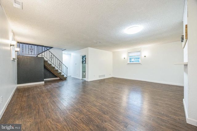 139 E WOLFERT STATION RD, Mickleton, NJ 08056