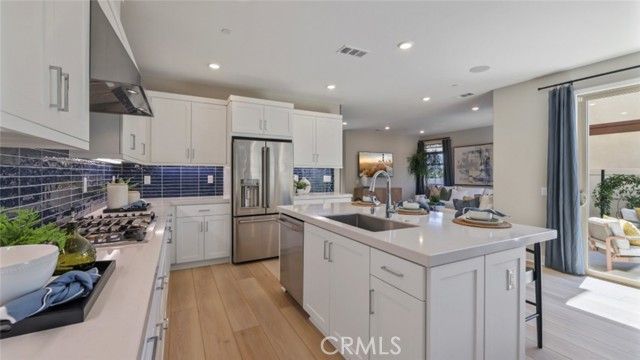 685 Guy Turner Drive, Camarillo, CA 93010