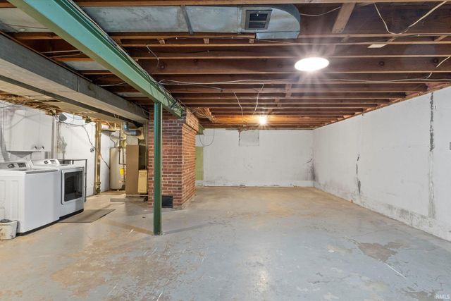 3708 Kirkwood Drive, Fort Wayne, IN 46805