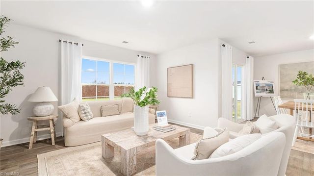 3744 Quail Haven Drive, Winston-salem, NC 27107