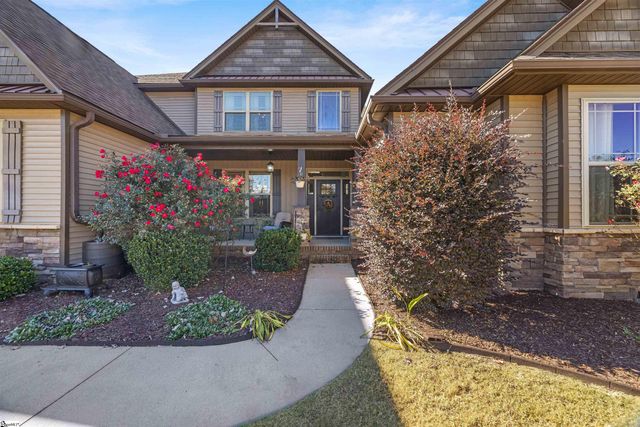 10 Meadowgold Lane, Greer, SC 29651