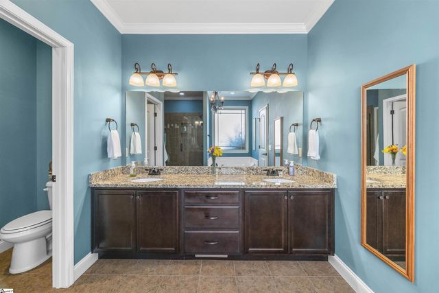 10 Meadowgold Lane, Greer, SC 29651