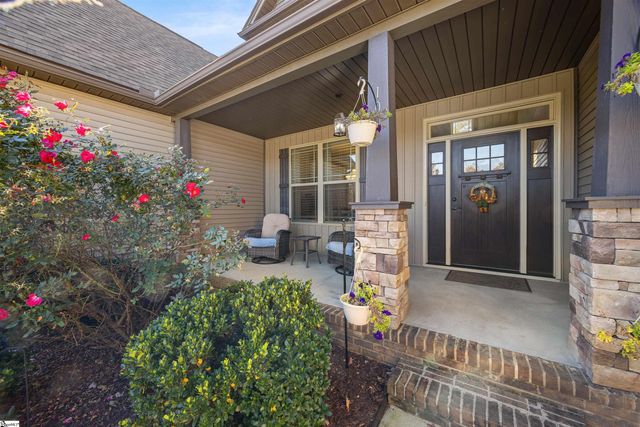 10 Meadowgold Lane, Greer, SC 29651