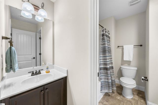 10 Meadowgold Lane, Greer, SC 29651