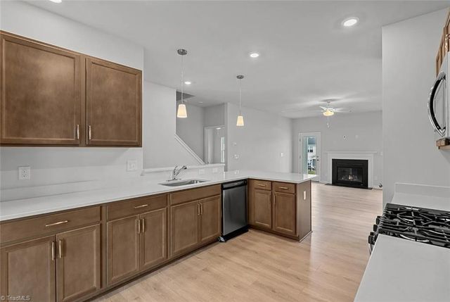 2533 Raspberry Hill Drive, Winston-salem, NC 27106