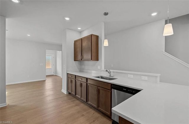 2533 Raspberry Hill Drive, Winston-salem, NC 27106