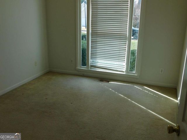 1570 Hill Crossing Court, Grayson, GA 30017